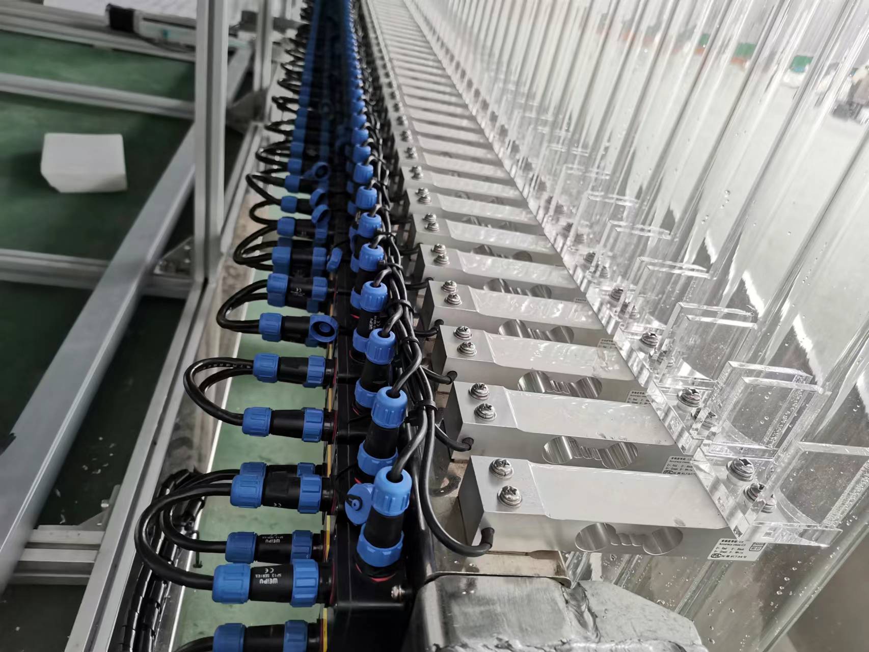 喷雾性能综合试验台